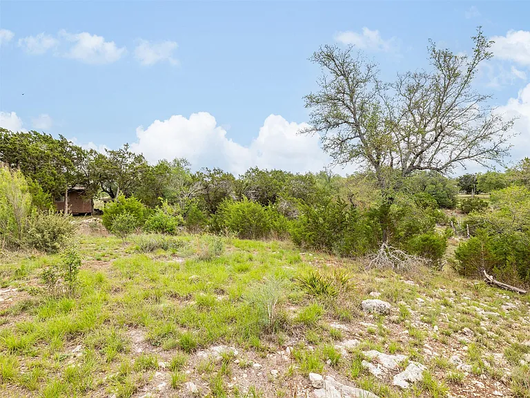 2591 Spring Valley Dr — Photo 23