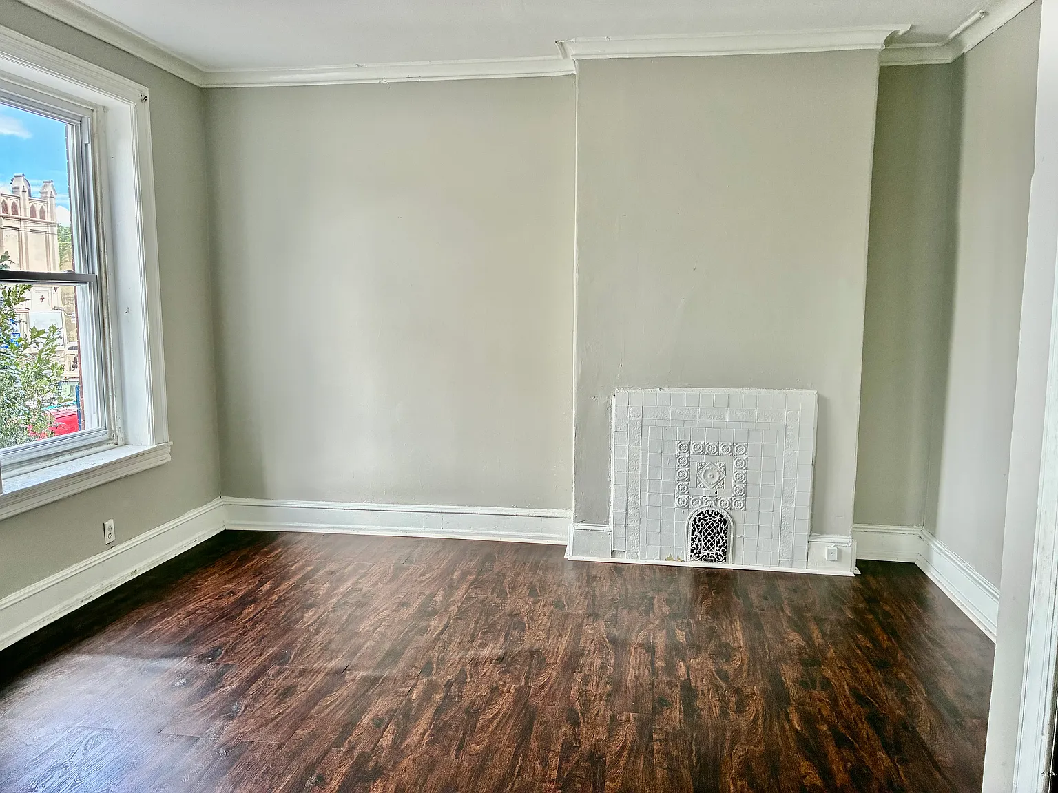 1 bed, 2745 sqft, $1,100 — Photo 4