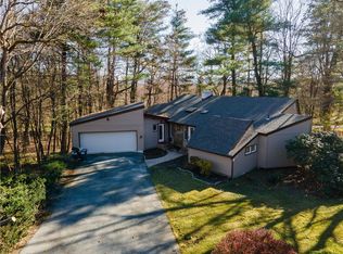 2 Summit Ridge Rd, Newburgh, NY 12550