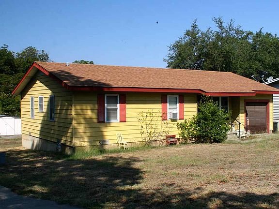 3rd image of 83 Sue Ann Dr