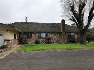 11800 Simmerhorn Rd, Galt, CA 95632