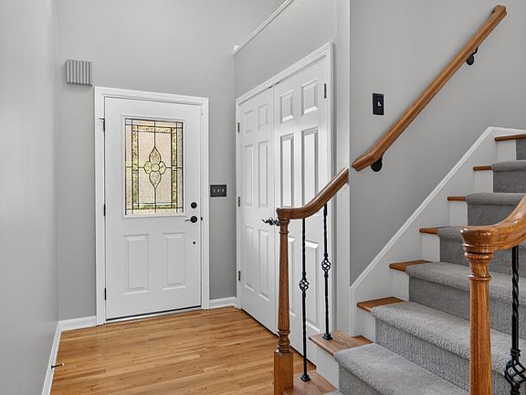 5th image of 1377 Glenview Dr
