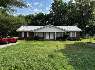 2706 J Mack Cir SW, Cleveland, TN 37311