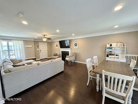 5th image of 7443 Ladd Rd