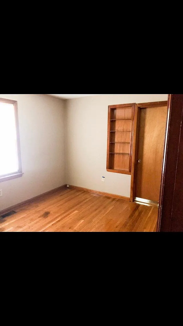 109 Holly Hill Dr — Photo 2
