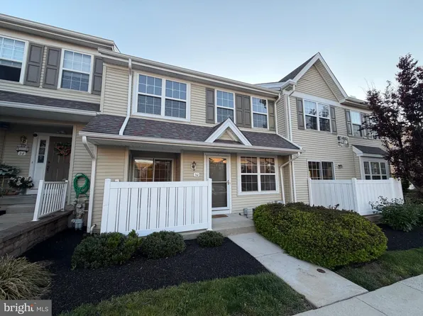 30 Granite Ln #7, Chester Springs, PA 19425