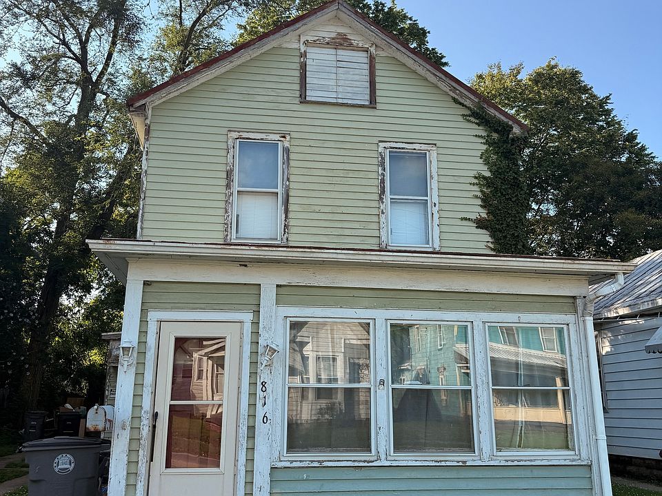 1st image of 816 N 6th St