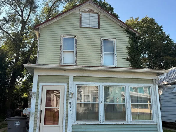 816 N 6th St, Vincennes, IN 47591