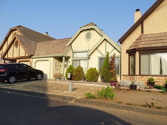 2nd image of 5419 Oxford Dr