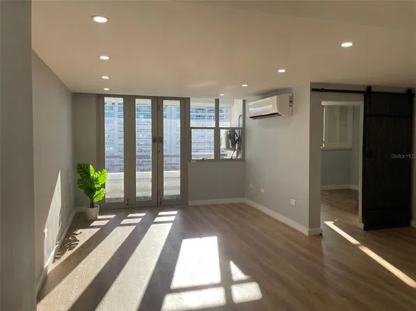 187 CALLE HORIZONTE #APT 813-A, CAROLINA, PR 00979