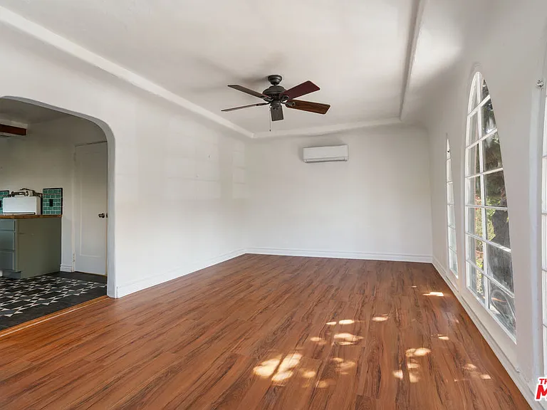 4018 Berenice Ave — Photo 13