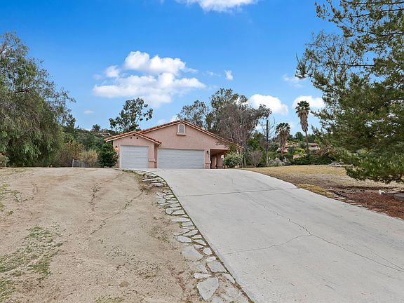 5th image of 42845 Pheasant Hill Pl