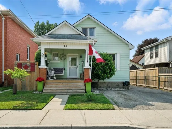 15 Wolf St, Tillsonburg, ON N4G 1S2