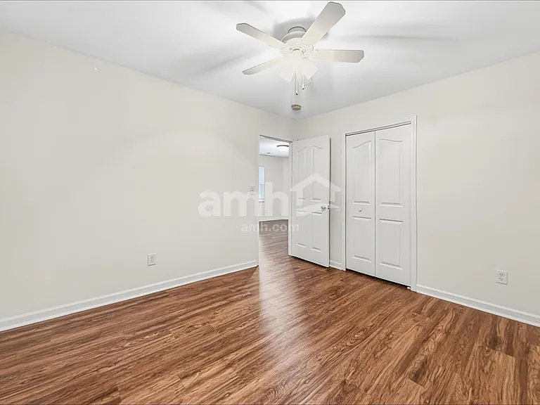 3801 Wingdale Ct — Photo 14