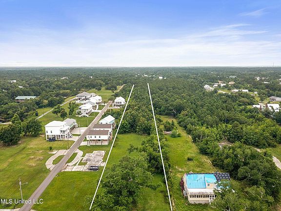 3rd image of 620 S Beach Blvd