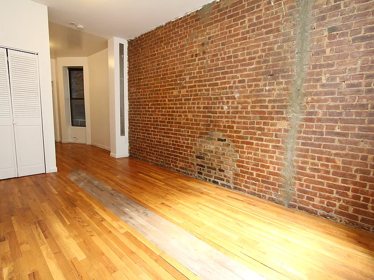 7 W 103rd St #1A — Photo 5