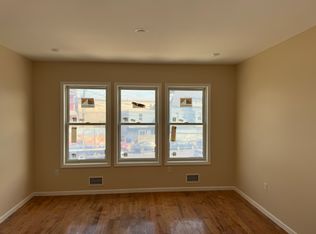 12 W Grand St #2, Bayonne, NJ 07002