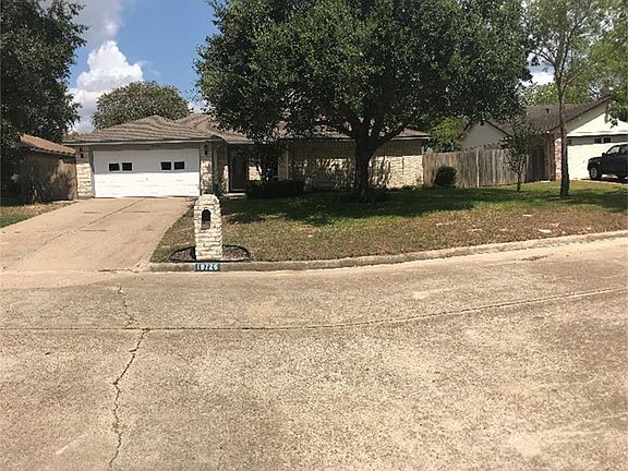 2nd image of 18726 Glen Briar Ln