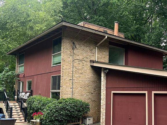 3rd image of 12920 Falmouth Dr