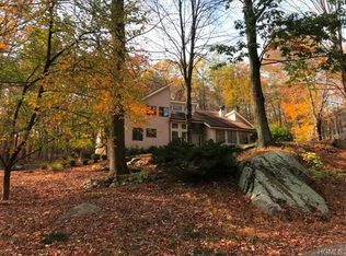 3 Harrison Dr, Cortlandt Manor, NY 10567