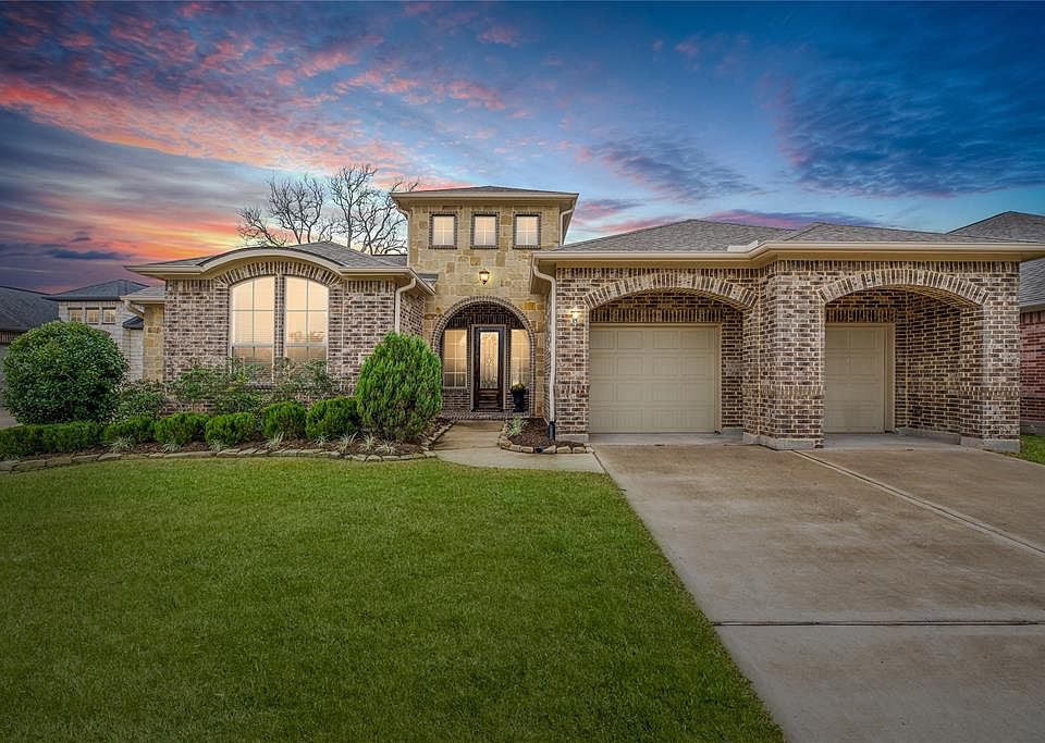 1st image of 32718 Wingfoot Cir