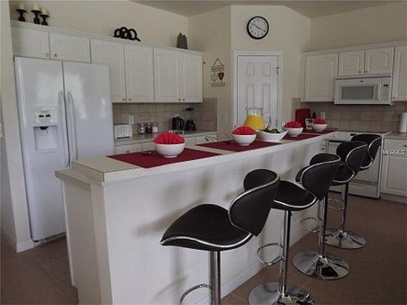 4th image of 150 Orange Cosmos Blvd