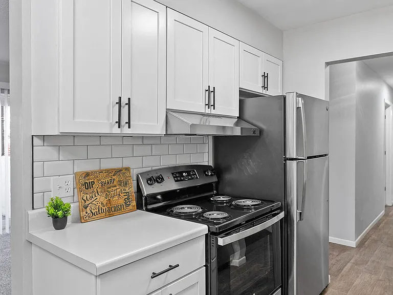 Lancaster Village Apartments — Photo 2