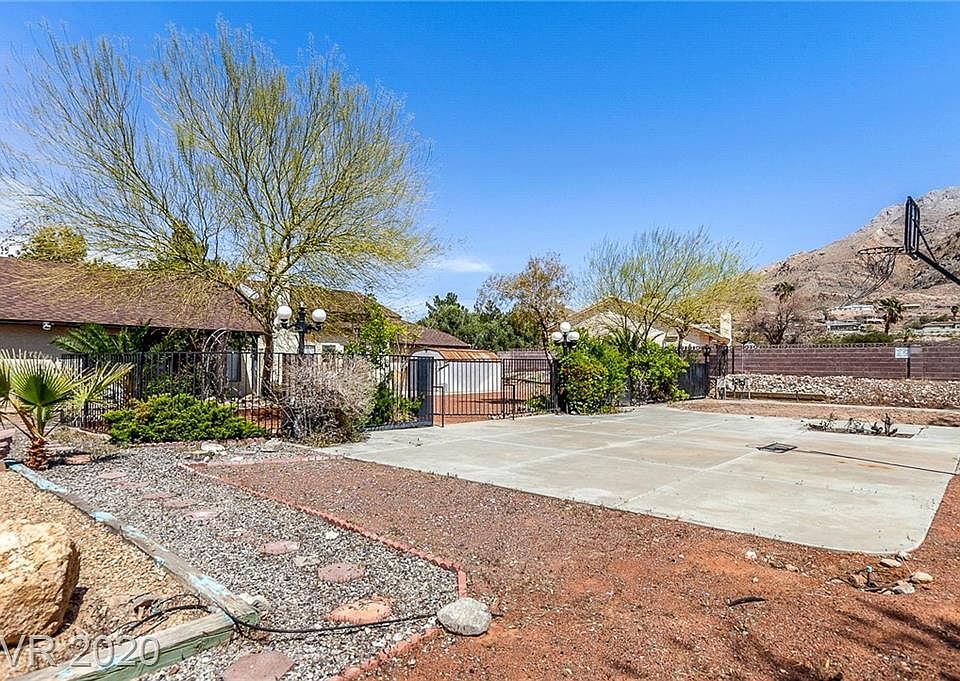 1st image of 6971 Hathaway Dr