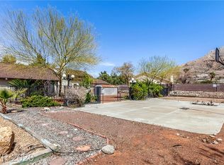 6971 Hathaway Dr, Las Vegas, NV 89156