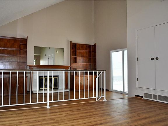 4th image of 6638 Halsey St
