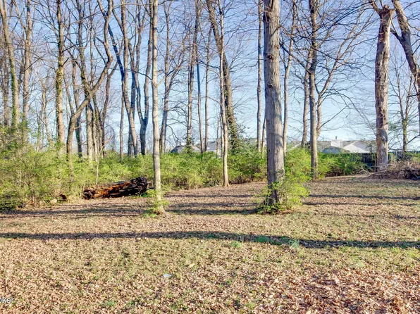 4648 Lor Ann Ave, Louisville, KY 40219