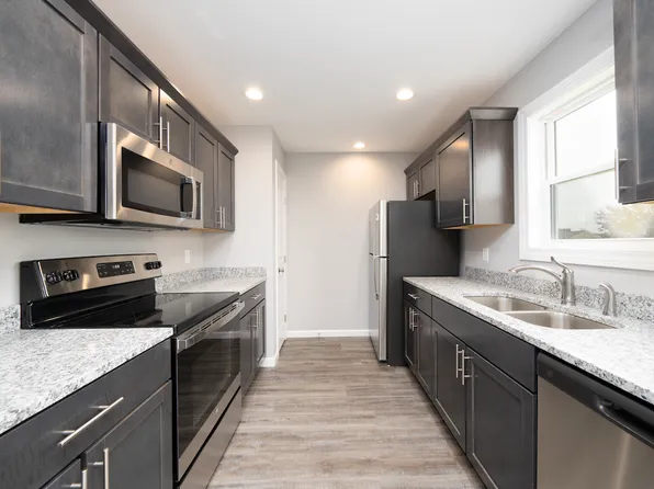 Somerset Townhomes and Villas