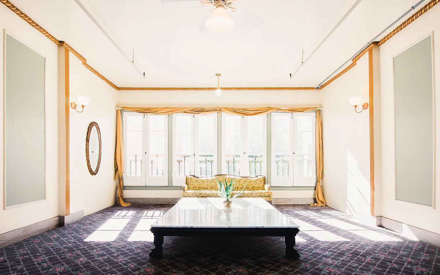 The Blackstone Apartments — Photo 4