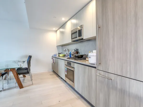 151 Bay Street image 6 of 30