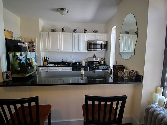 3rd image of 216 Macon St APT 16