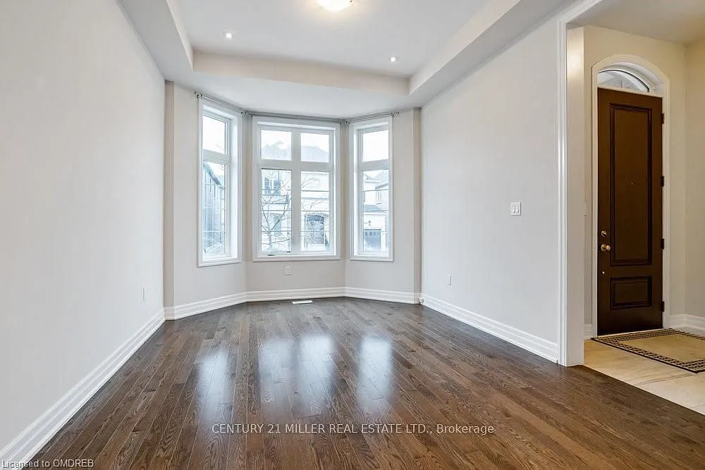 4 bed, $5,600 — Photo 4
