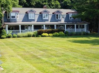 4138 Portage Point Dr, Onekama, MI 49675