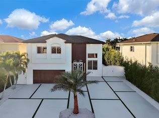 6042 SW 159th Ct, Miami, FL 33193