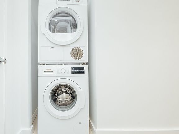5th image of 58 Wyckoff Ave #2