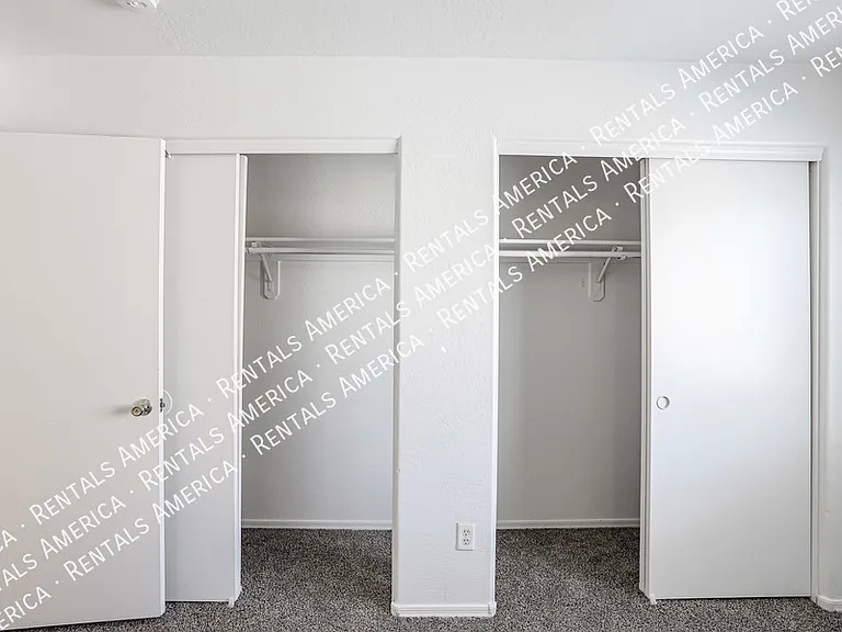 22216 W Hadley St — Photo 18