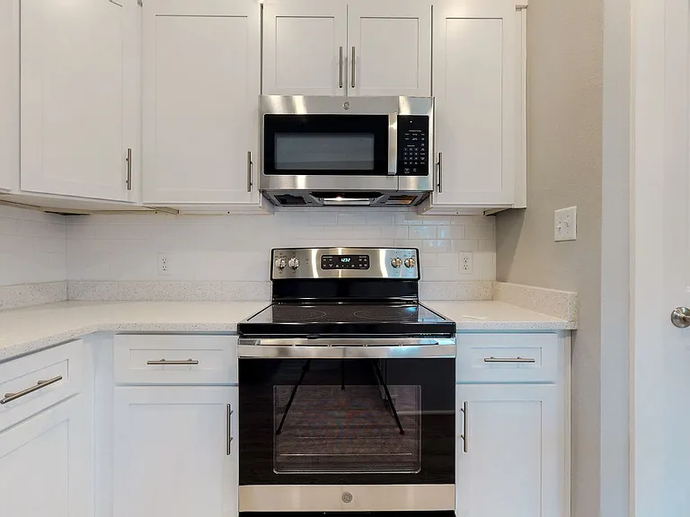 226 Date Palm Ln — Photo 13