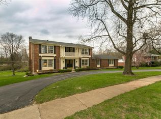 177 Gunston Hall Ct, Chesterfield, MO
