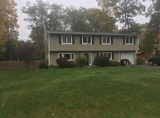2 Alcor Rd, Randolph, NJ 07869
