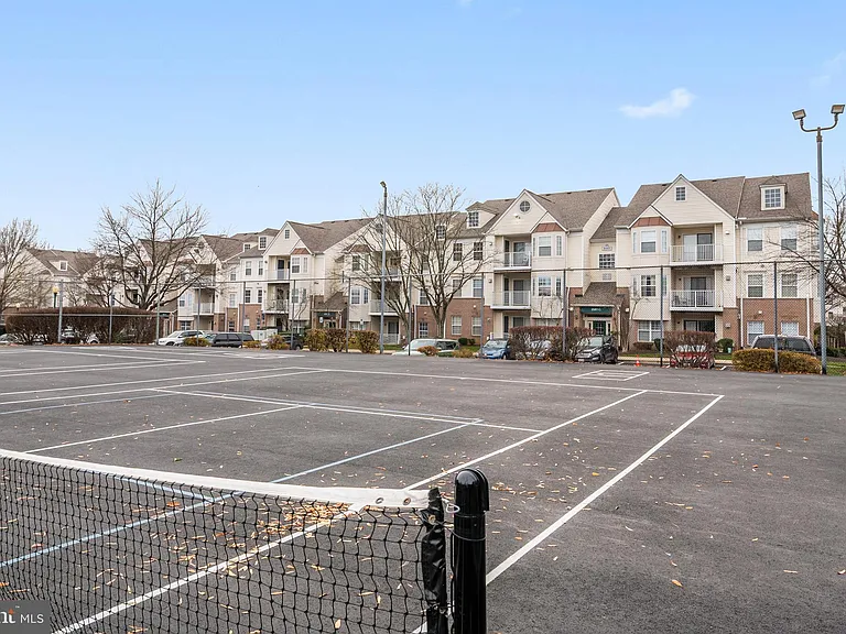 8961 Town Center Cir #1-310 — Photo 23