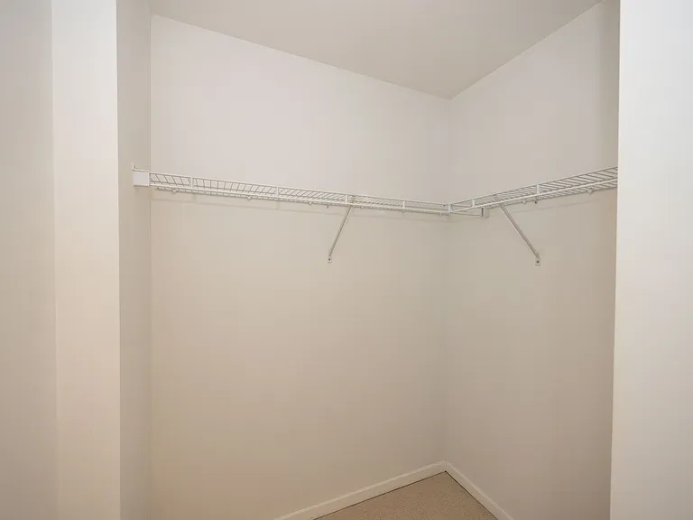 1000 W Leland Ave #6C — Photo 15