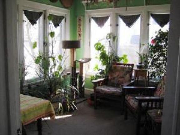 4th image of 1514 Saint Charles St