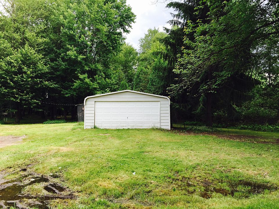 2nd image of 17 Squires Ave
