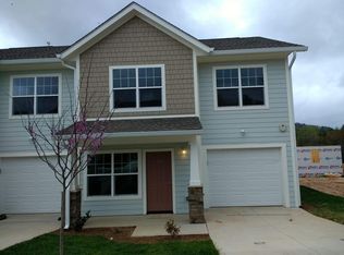 1212 Pauline Trail Dr, Arden, NC 28704