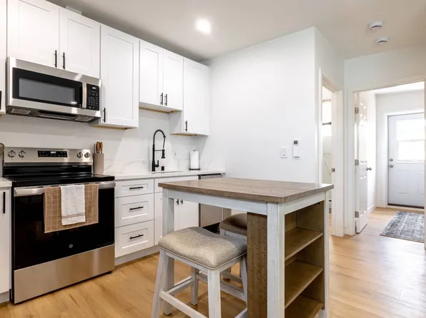 8567 Blue Lake Dr, San Diego, CA 92119