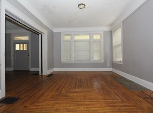 885 Clinton Springs Ave, Cincinnati, OH 45229